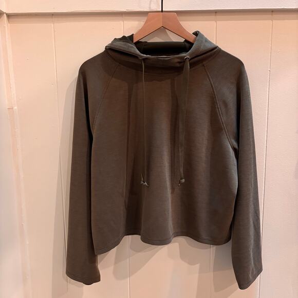 Versona Tops - Versona Activewear Dark Green Pullover Hoodie- Sz Large